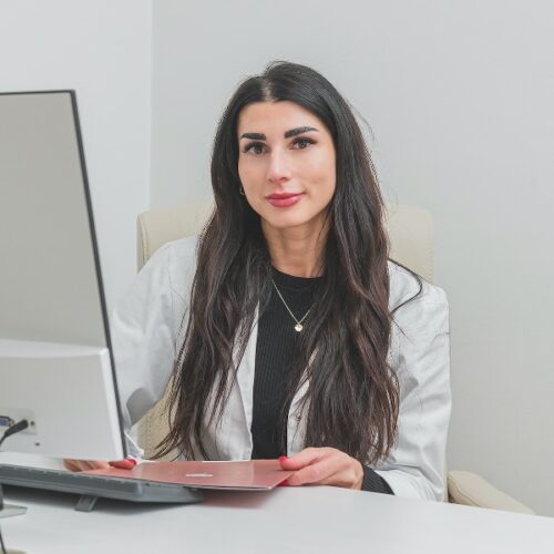 Ada Vujasinović, dr. med., specialistka družinske medicine